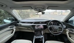 
										Audi Etron 50 Quattro 2020 full									