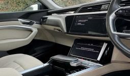 
										Audi Etron 50 Quattro 2020 full									