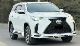 
										Toyota Fortuner 2.8 Sigma Diesel 2020 full									
