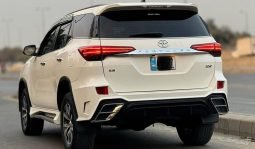 
										Toyota Fortuner 2.8 Sigma Diesel 2020 full									