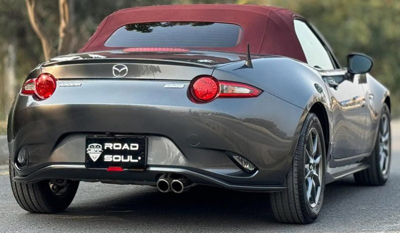 
								Mazda Miata 1.5 MX-5 Roadster 2015 full									