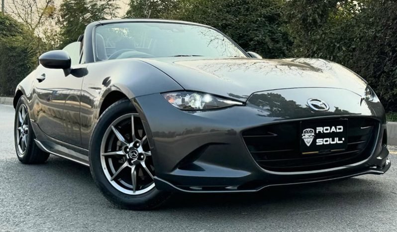 
								Mazda Miata 1.5 MX-5 Roadster 2015 full									