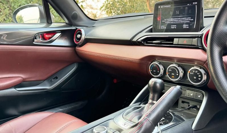 
								Mazda Miata 1.5 MX-5 Roadster 2015 full									