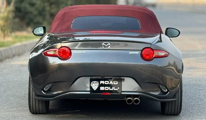 
								Mazda Miata 1.5 MX-5 Roadster 2015 full									