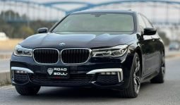 
										BMW 740 e 2017 full									