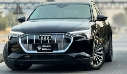 
										Audi Etron 50 Quattro 2021 full									