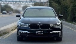 
										BMW 740 e 2017 full									