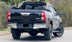 Toyota Hilux Revo V 2022