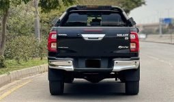 
										Toyota Hilux Revo V 2022 full									