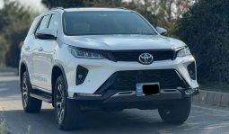 
										Toyota Fortuner Legender 2.8 Diesel 2022 full									