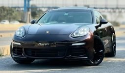 Porsche Panamera 4s 2015