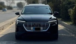 
										Audi Etron 50 Quattro 2020 full									