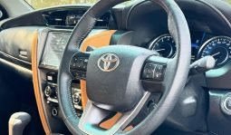 
										Toyota Fortuner 2.7 V 2022 full									