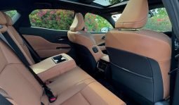 
										Toyota Crown Sports Suv 2500cc Hybrid HEV 2023 full									