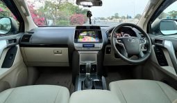 Toyota Land Cruser Prado TX Sunroof 7 Seater 2018