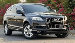 Q7 3.0T Quattro Premium V6 3000cc 280 bhp 2012