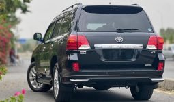 
										Toyota Land Cruiser Zx 2013 full									