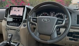 
										Toyota Land Cruiser ZX 2018 full									