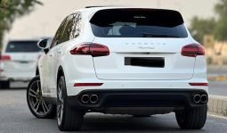 
										Porsche Cayenne S Hybrid 2015 full									