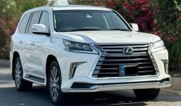 Lexus LX570 2017