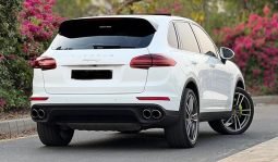 
										Porsche Cayenne S Hybrid 2015 full									