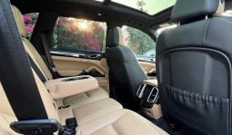 
										Porsche Cayenne S Hybrid 2015 full									