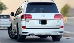 
										Toyota LandCruiser ZX 2017 full									