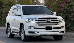 
										Toyota Land Cruiser ZX 2018 full									