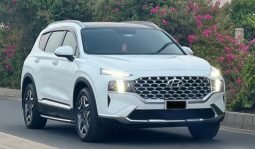 
										Hyundai Santa Fe 2023 full									