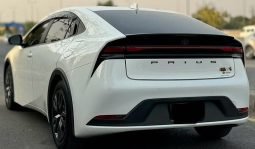 
										Toyota Prius 2023 full									