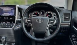 
										Toyota Land Cruiser AX 2019 full									