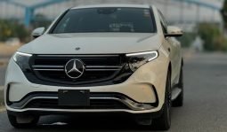 EQC 400 Mercedes Benz  2020