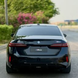BMW i5 M60