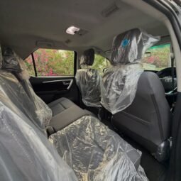 
										Toyota Fortuner G full									