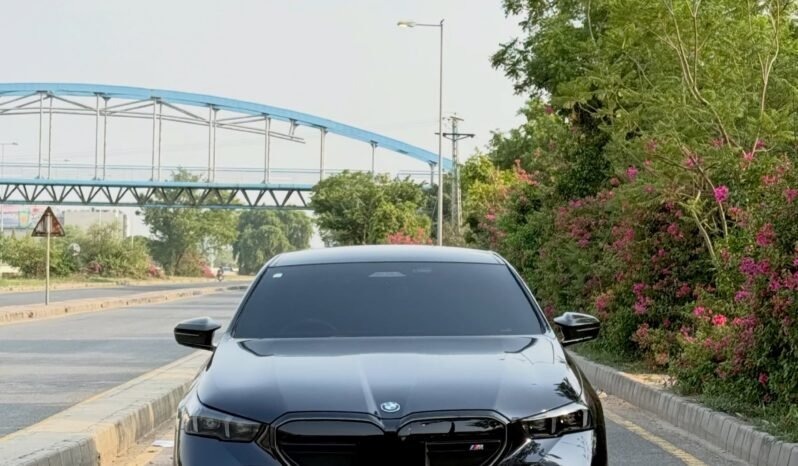 
								BMW i5 M60 full									