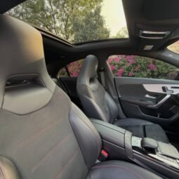 
										Mercedes Benz CLA 200 AMG Package full									