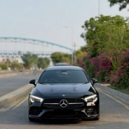 
										Mercedes Benz CLA 200 AMG Package full									