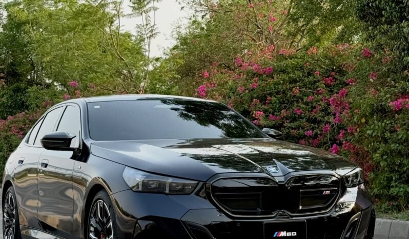 
								BMW i5 M60 full									