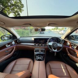 
										Mercedes Benz E180 full									