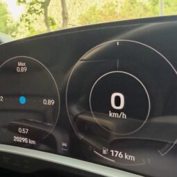 
										Porsche Taycan full									