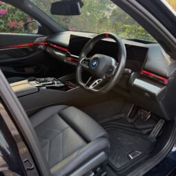
										BMW i5 M60 full									