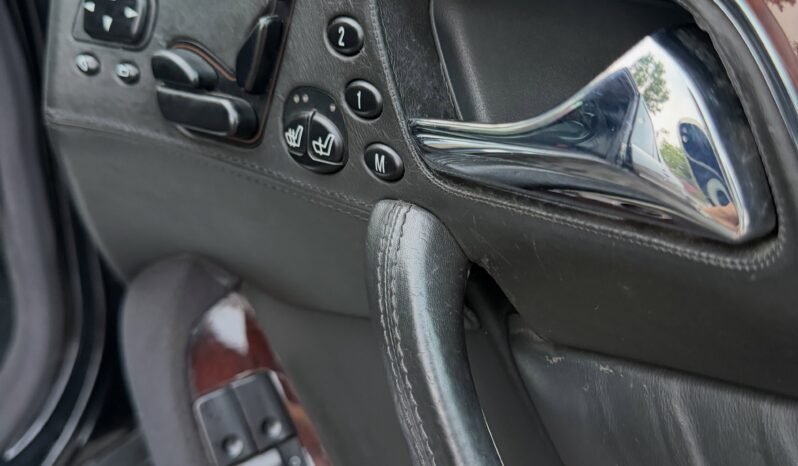 
								Mercedes-Benz S600 Guard  (W220) full									