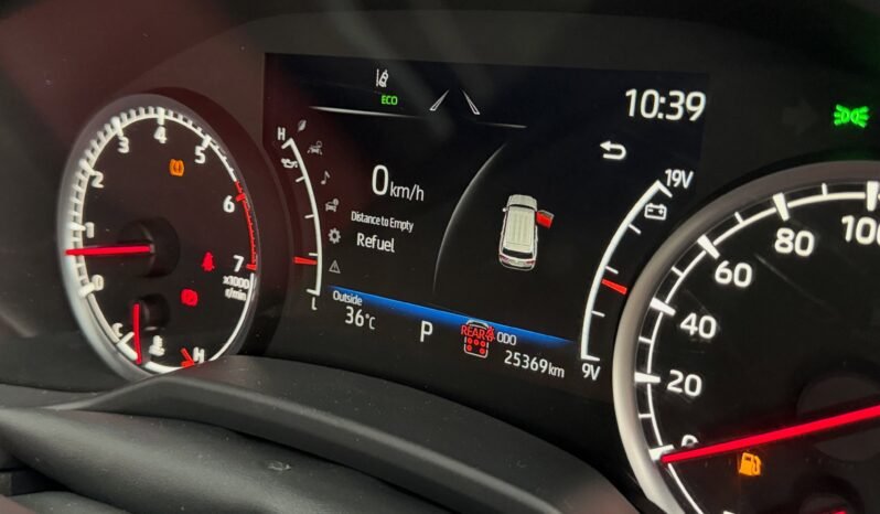 
								Toyota Land Cruiser LC300 GR full									