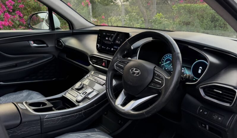 
								Hyundai Santa Fe Awd Signature full									
