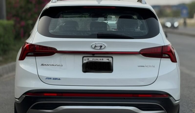 
								Hyundai Santa Fe Awd Signature full									