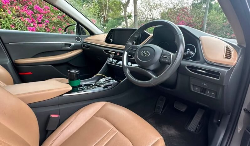 
								Hyundai Sonata 2.5 full									