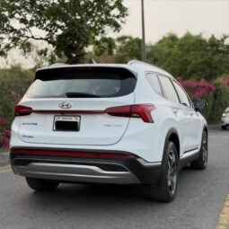 
										Hyundai Santa Fe Awd Signature full									
