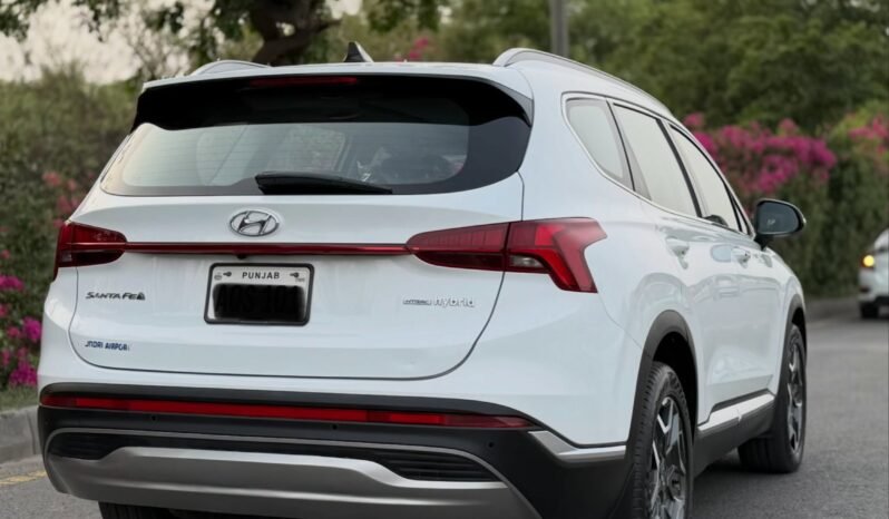 
								Hyundai Santa Fe Awd Signature full									