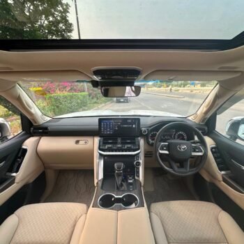 Toyota Land Cruiser ZX LC300