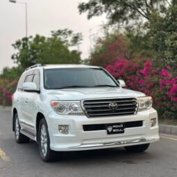 
										Toyota Land Cruiser ZX full									